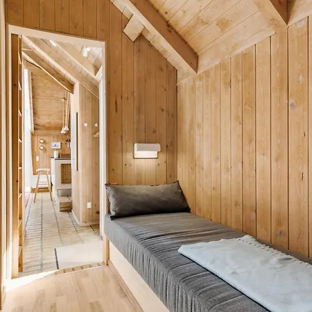 Gorgeous In Fjerritslev With Wifi بيت للعطل *