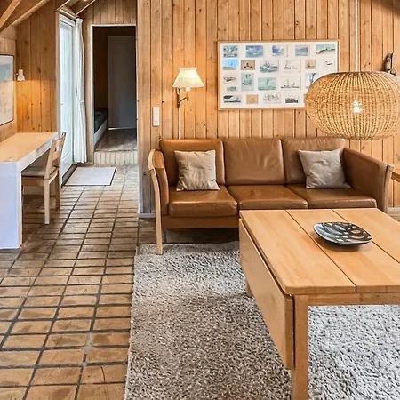 In With Sauna بيت للعطل Fjerritslev